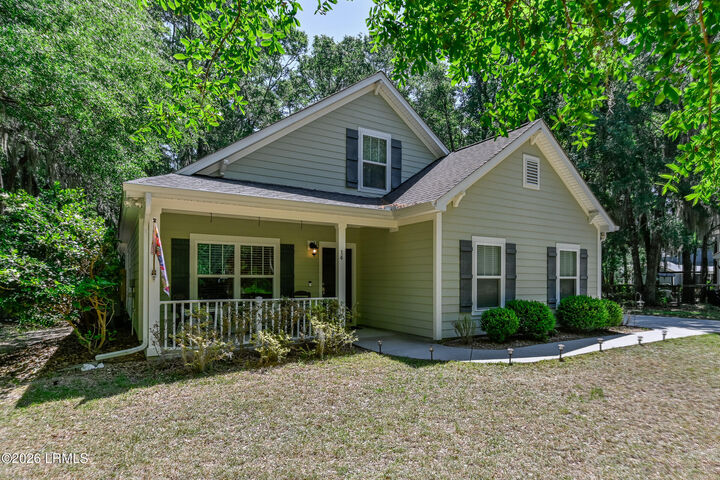 Property Photo: 14 Chinaback Drive SC 29907
