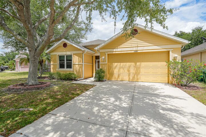 Property Photo:  10003 Winding River Rd  FL 33950 