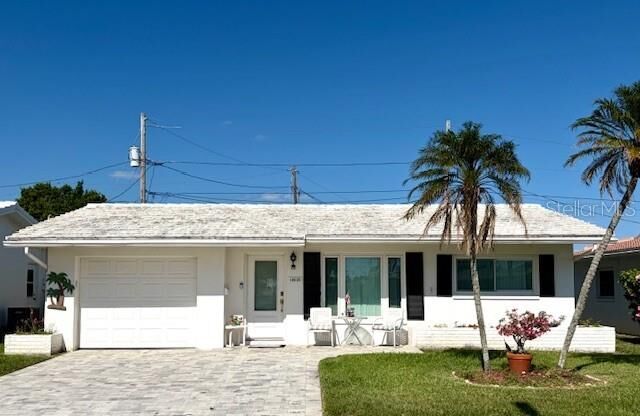 Property Photo:  10035 Mainlands Boulevard N  FL 33782 