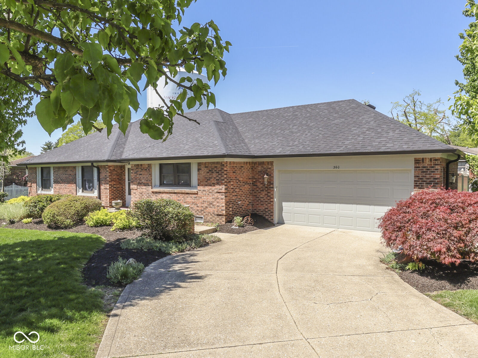 Property Photo:  360 Pleasantview Boulevard  IN 46142 