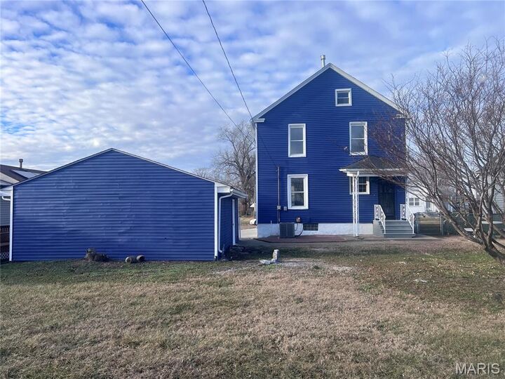 Property Photo:  632 Washington Street  IL 62090 