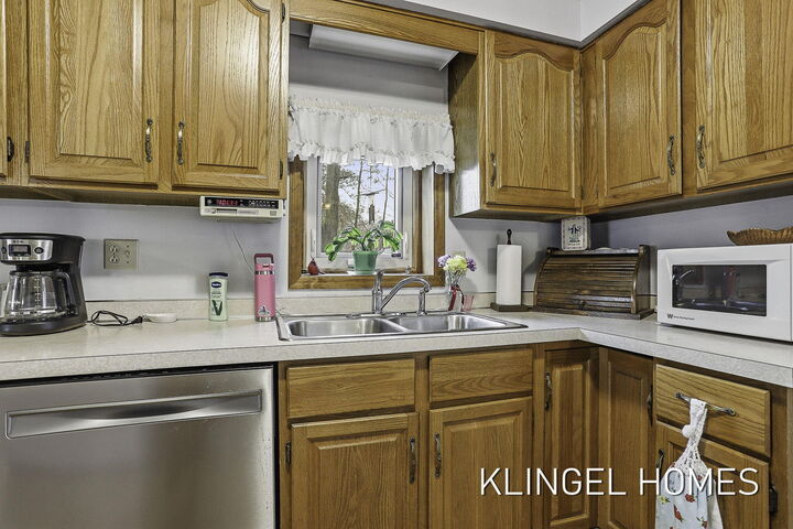Property Photo:  3450 Sheridan Drive  MI 49444 