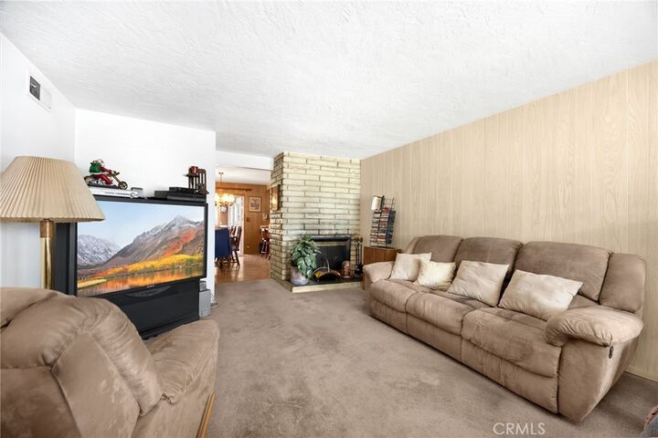 Property Photo:  304 Woodland Ave  CA 92821 