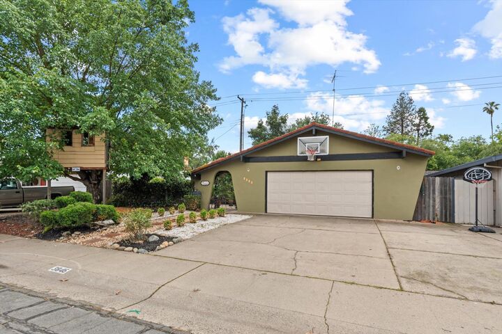 Property Photo:  3846 Breuner Avenue  CA 95819 