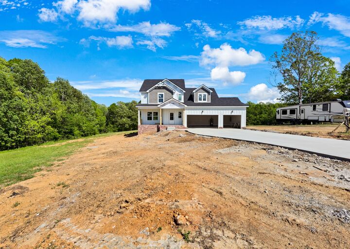 Property Photo:  233 Lewis Grant Ln  TN 37171 