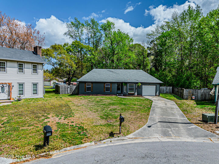 Property Photo:  247 Bayberry Court  NC 28540 