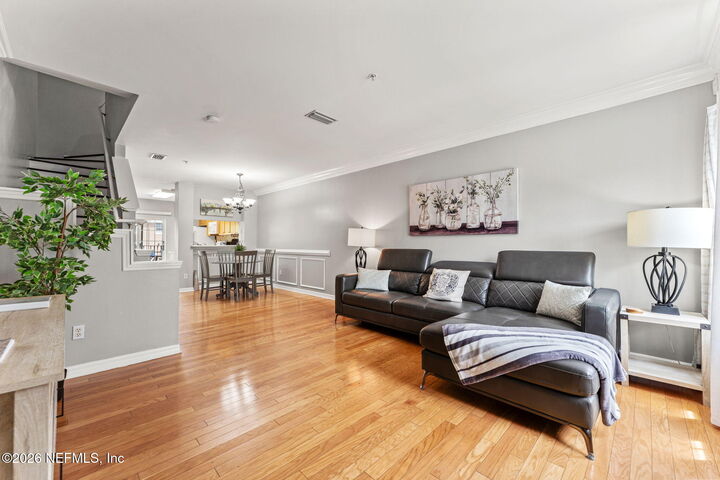 Property Photo:  343 E Church Street  FL 32202 