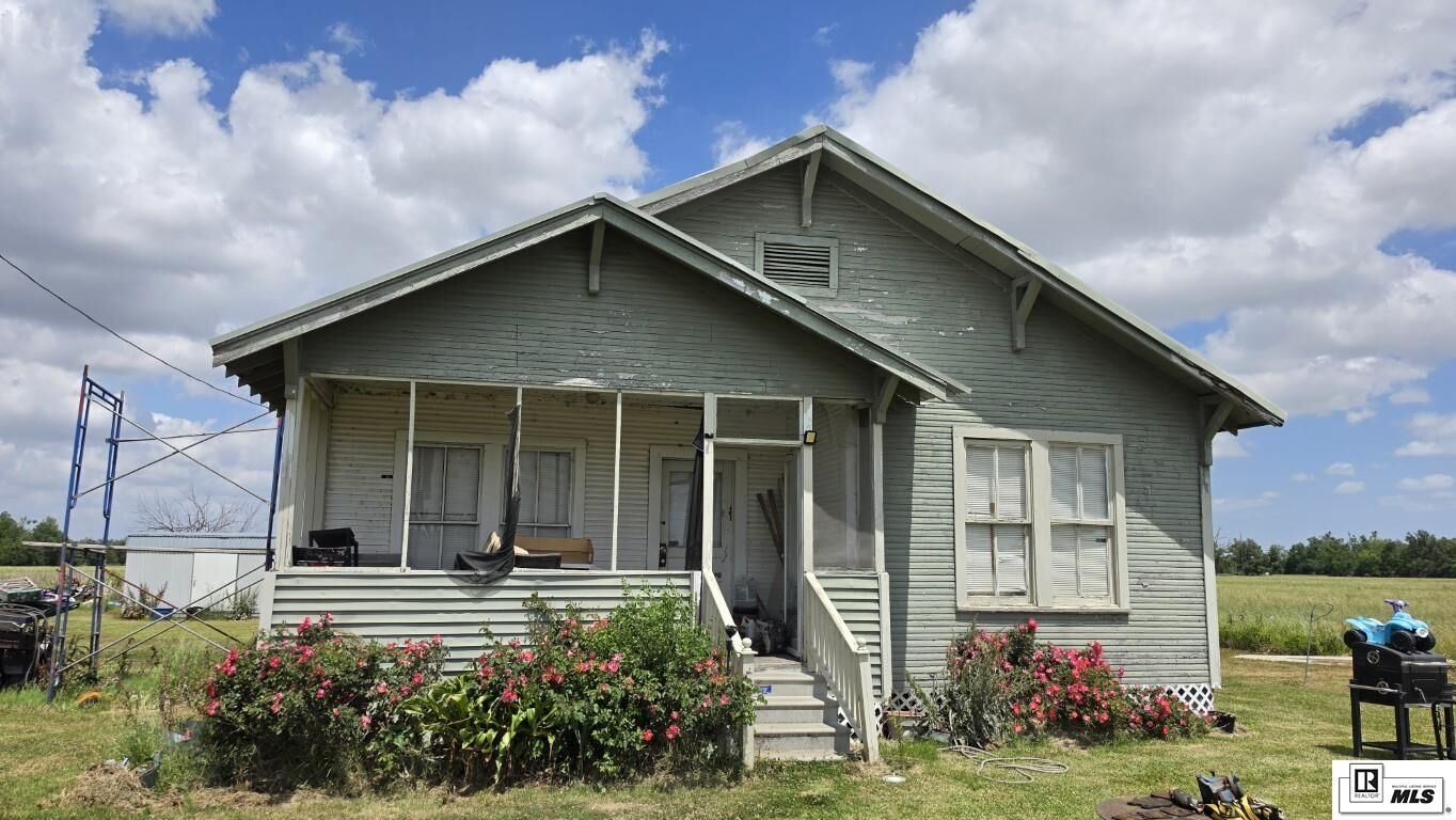 Property Photo:  928 &Amp 934 Highway 134  LA 71269 