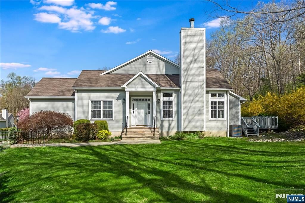 Property Photo:  126 Worcester Drive  NJ 07470 