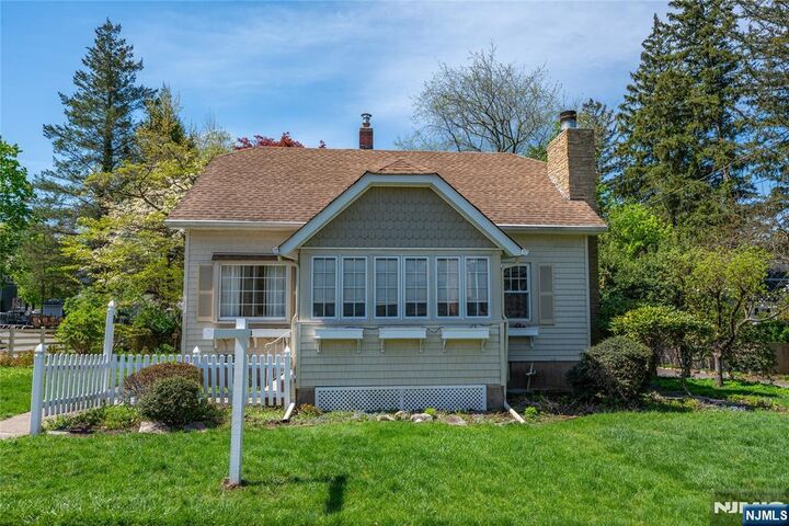 Property Photo:  41 Center Street  NJ 07432 