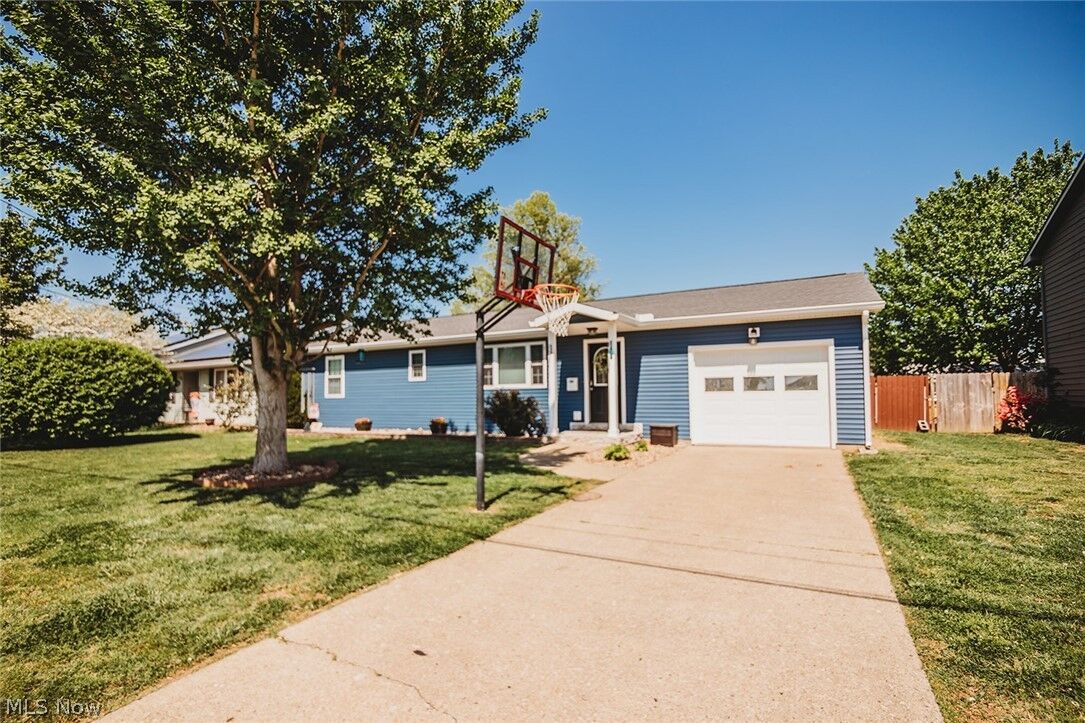 Property Photo: 1586 Gene Street OH 45714