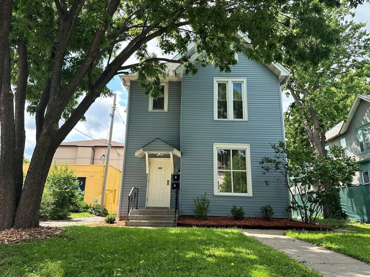 Property Photo:  1926 15th Avenue S  MN 55404 