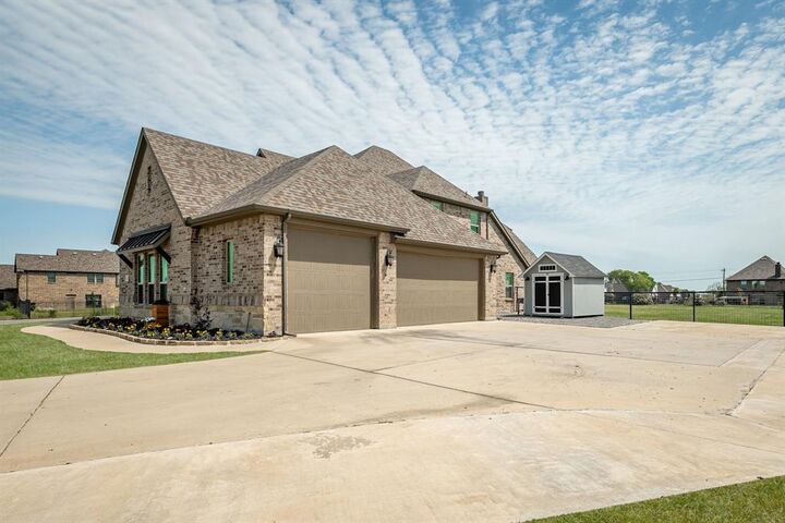 Property Photo:  112 Walnut Drive  TX 75495 