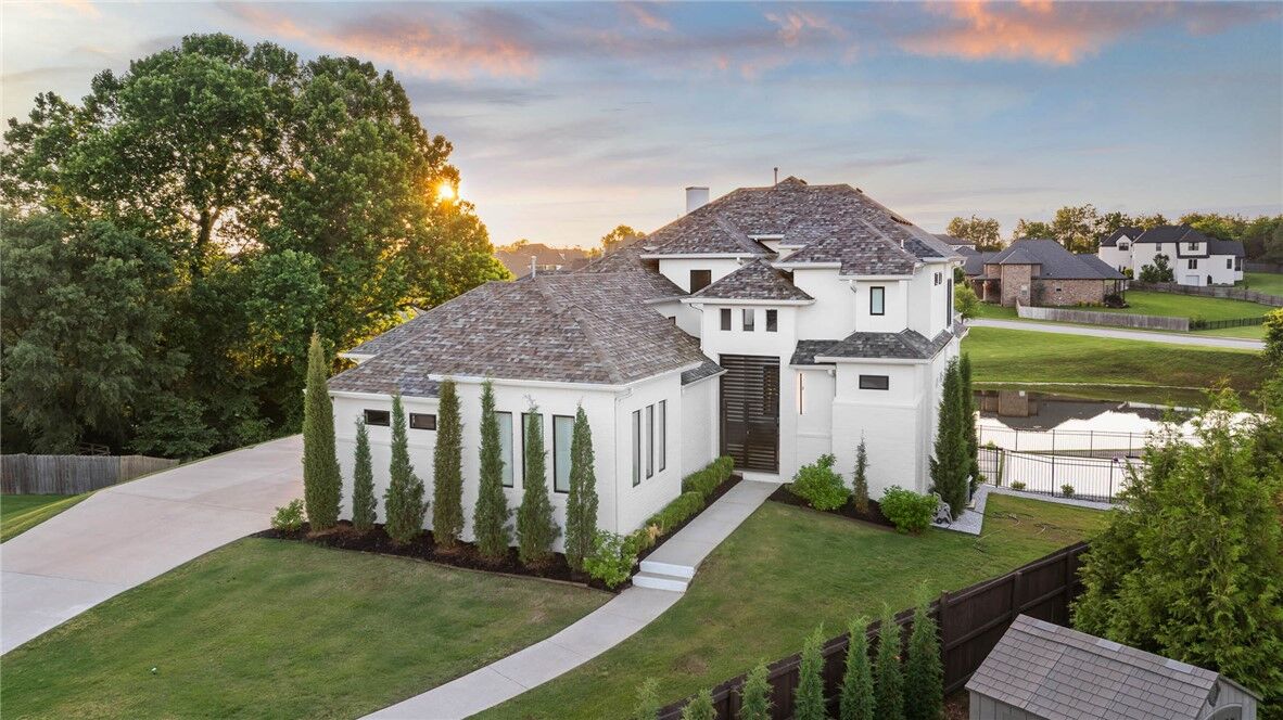 Property Photo:  203 Cascade Circle  AR 72718 