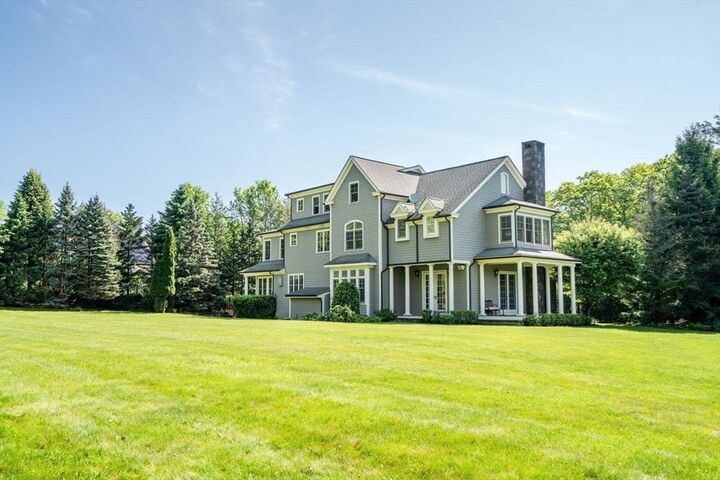 Property Photo:  2 Stonegate Ln  MA 02030 