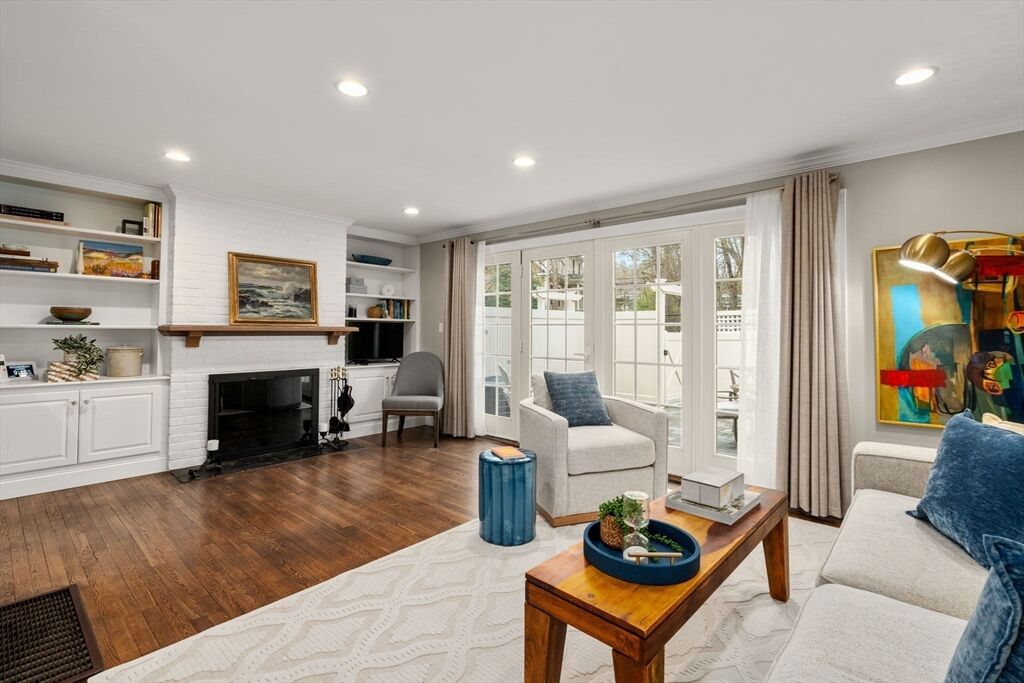 Property Photo:  11 Oak St 16  MA 02482 