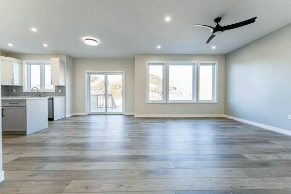 Property Photo:  157 10 Avenue SE  AB T0J 0Y6 