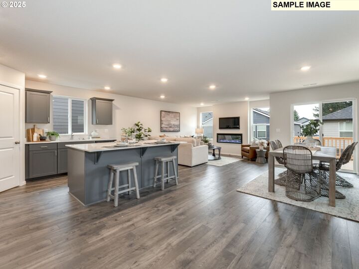 Property Photo:  1402 NE 123rd Ave  WA 98684 