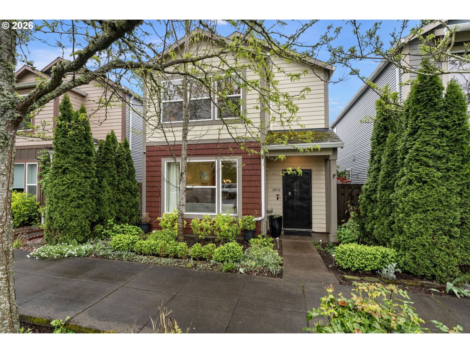Property Photo: 13510 SE Steele St OR 97236