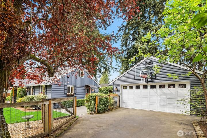 Property Photo:  3604 NE 120th Street  WA 98125 