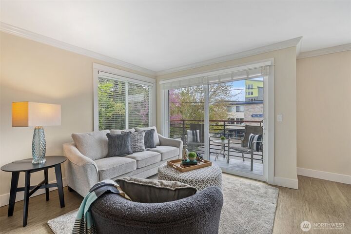 Property Photo:  2230 NW 59th Street 202  WA 98107 