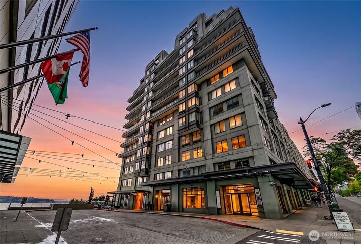 Property Photo:  98  Union Street 514  WA 98101 