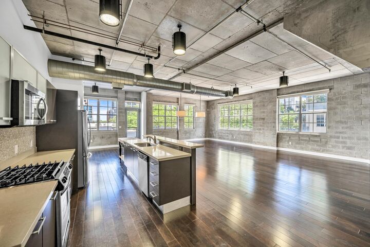 Property Photo:  411 NW 1st Avenue 202  FL 33301 