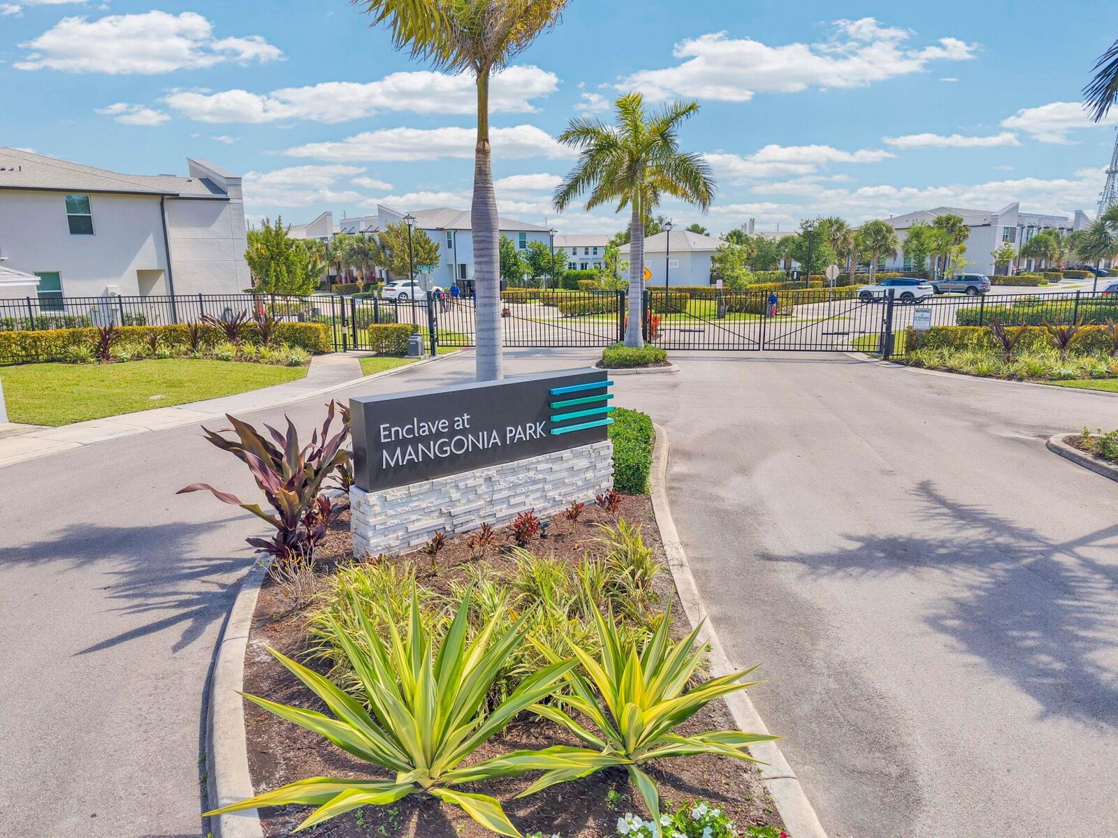 Property Photo:  5659 Enclave Drive  FL 33407 