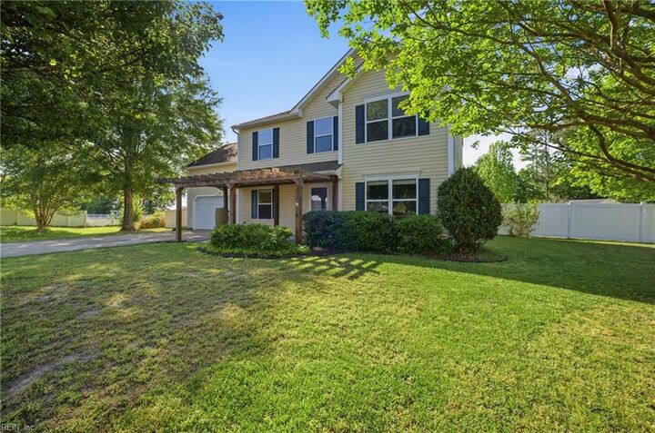 Property Photo:  119 Soyfields Ct  NC 27976 