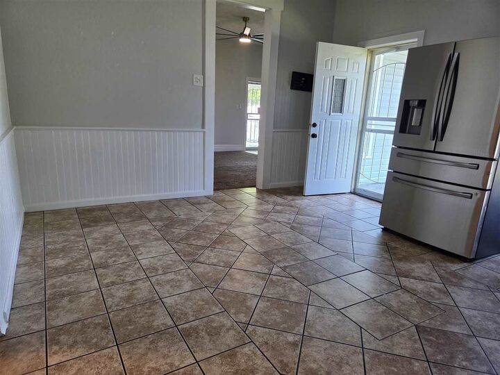 Property Photo:  1143 Hunt Street  IN 47374 