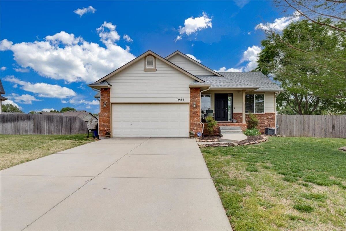 Property Photo:  1956 E Glen Hills  KS 67037 