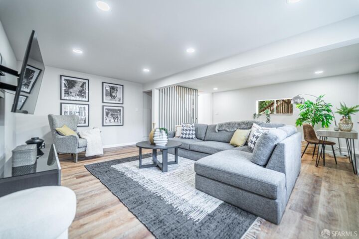 Property Photo:  935 Regina Way  CA 94044 