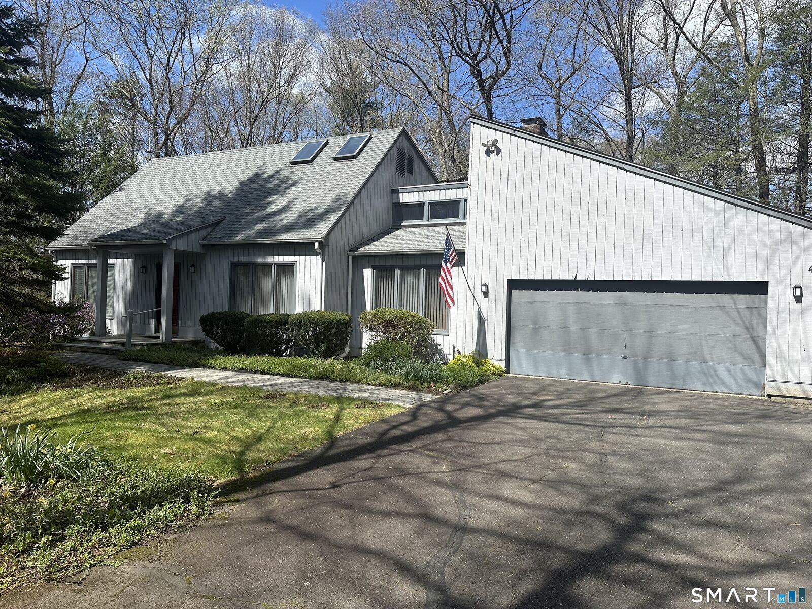 Property Photo:  49 Petersen Road  CT 06035 