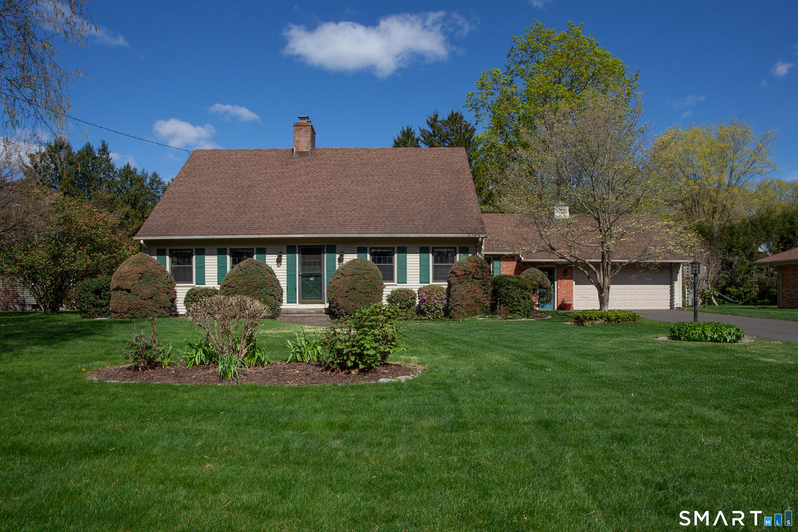 Property Photo:  42 Reussner Road  CT 06489 