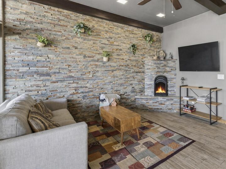 Property Photo:  3465 Mountain View Blvd 5B  NM 87710 