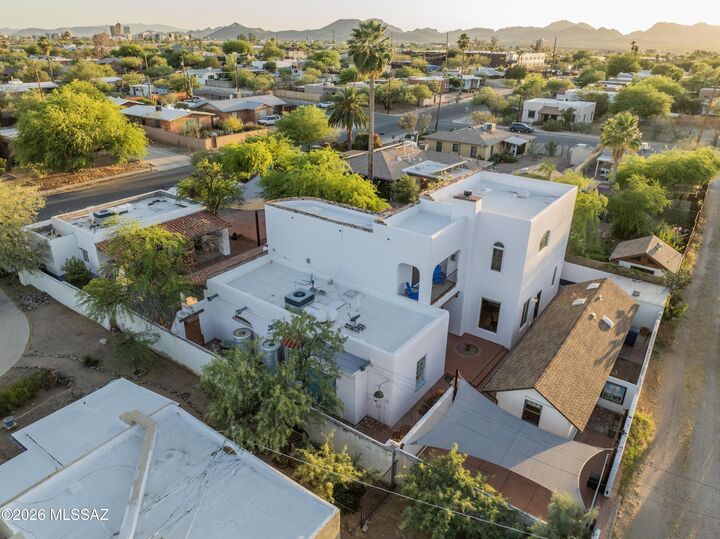 Property Photo:  1125 E Seneca Street  AZ 85719 