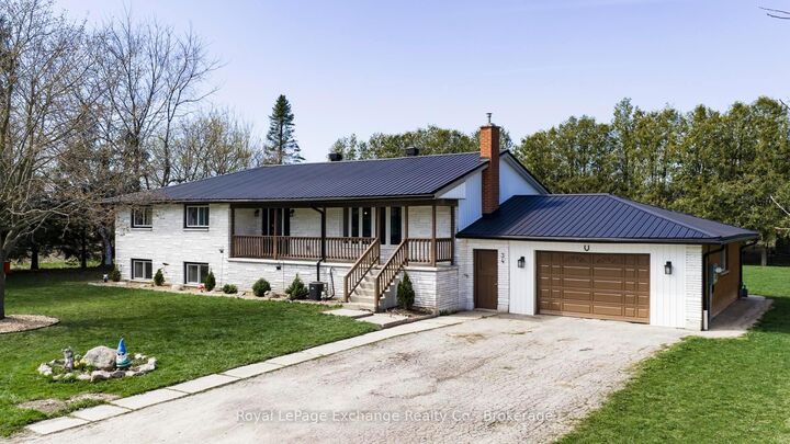 Property Photo: 34 Queen Avenue ON N0M 1J0