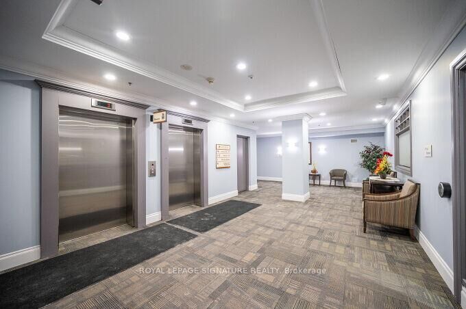 Property Photo: 810 Scollard Court 1003 ON L5V 0A4