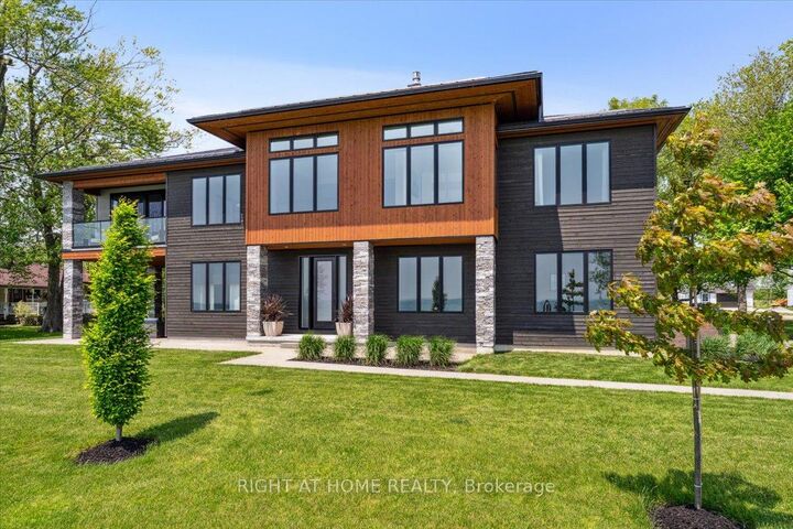 Property Photo: 17 Bluewater Parkway ON N0A 1P0