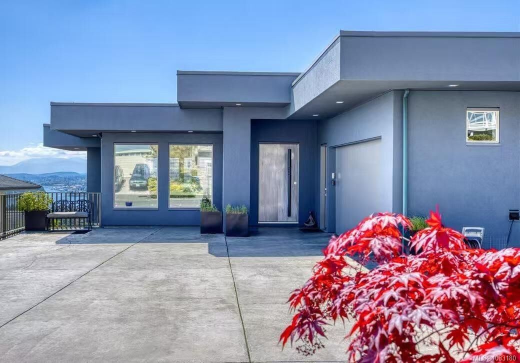 Property Photo: 3716 Belaire Dr BC V9T 5A1