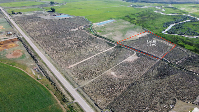 Property Photo: 390 E Equestrian Dr 6 UT 84759