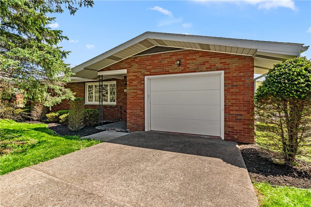 Property Photo:  449 Belrose Dr  PA 15012 