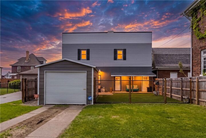 Property Photo:  33 Cycle Ave  PA 15401 