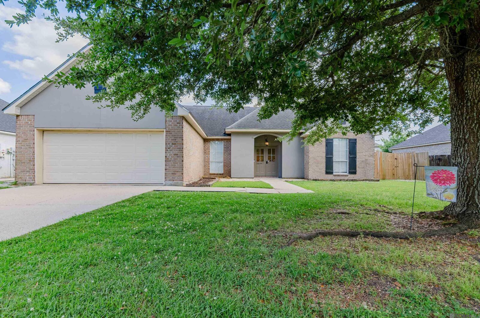 Property Photo:  36447 Crestway Ave  LA 70769 
