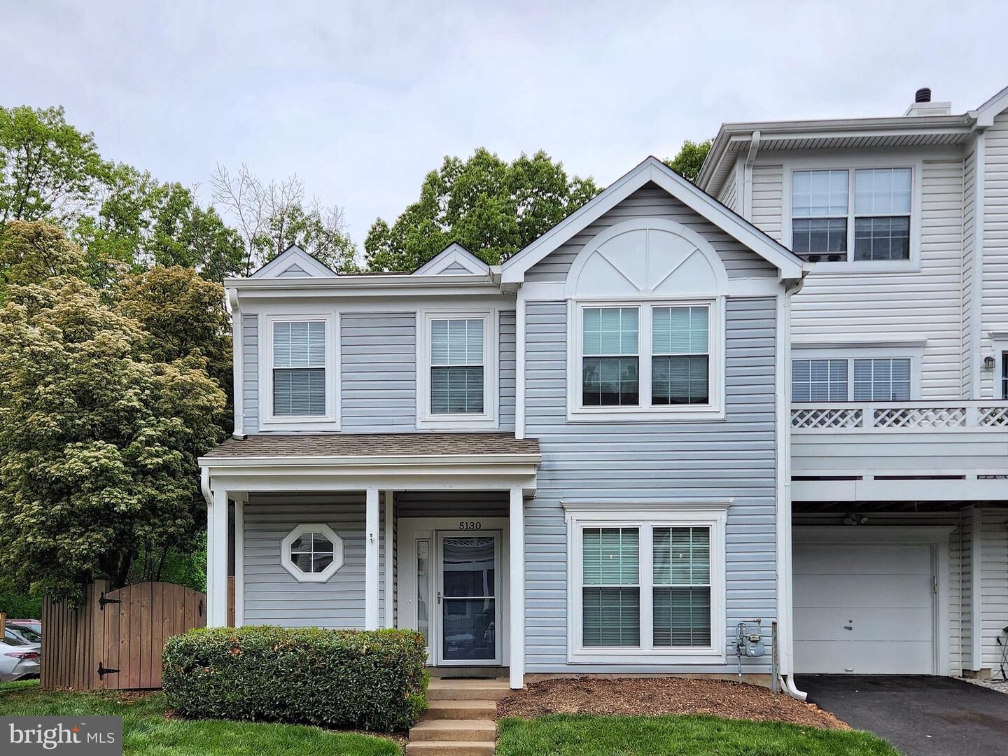 Property Photo: 5130 Castle Harbor Way 80 VA 20120
