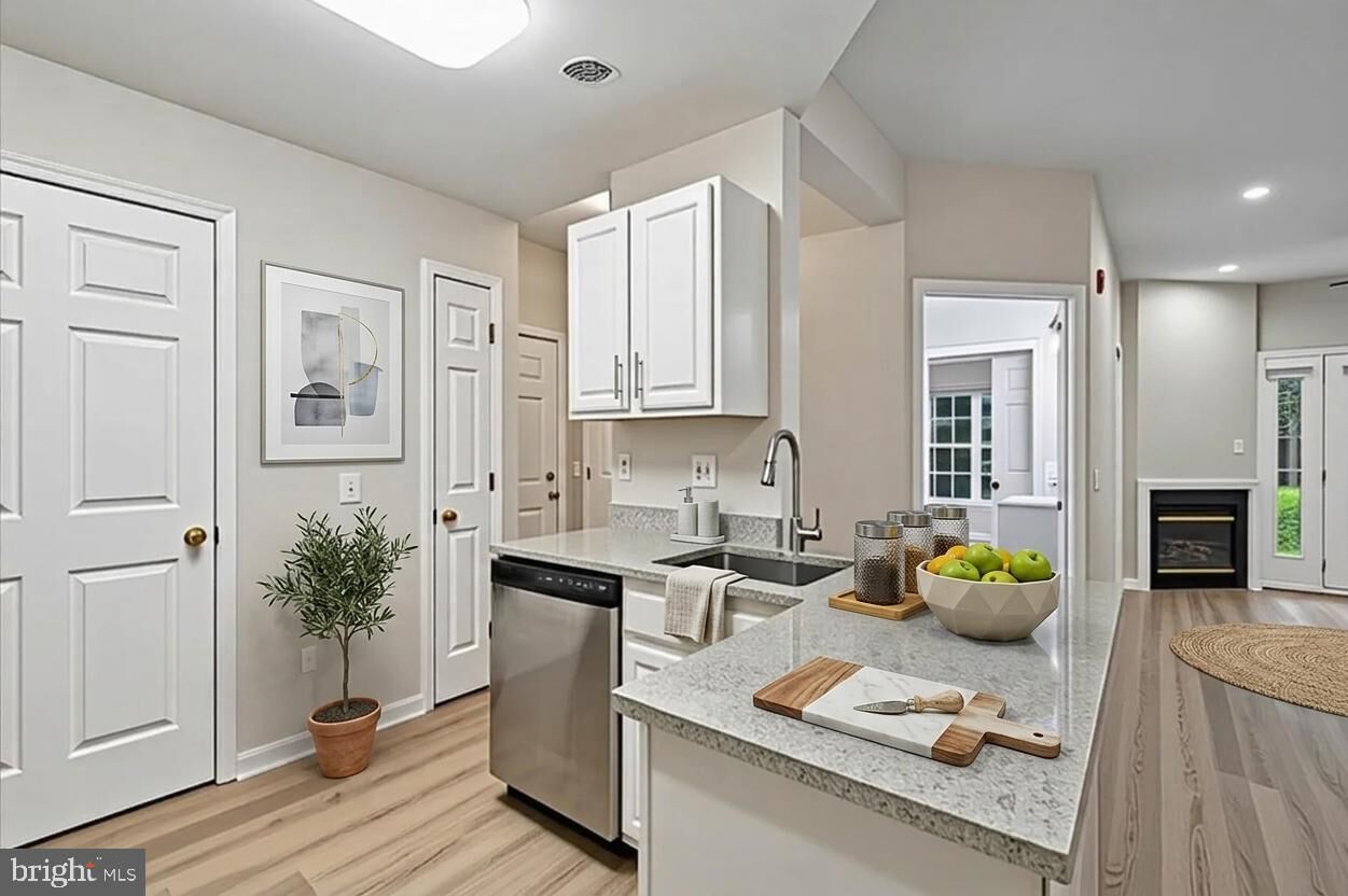 Property Photo:  2001 Warners Terrace N 104  MD 21401 