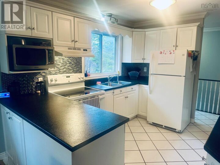 Property Photo: 20 Rosley Road NS B4G 1C4