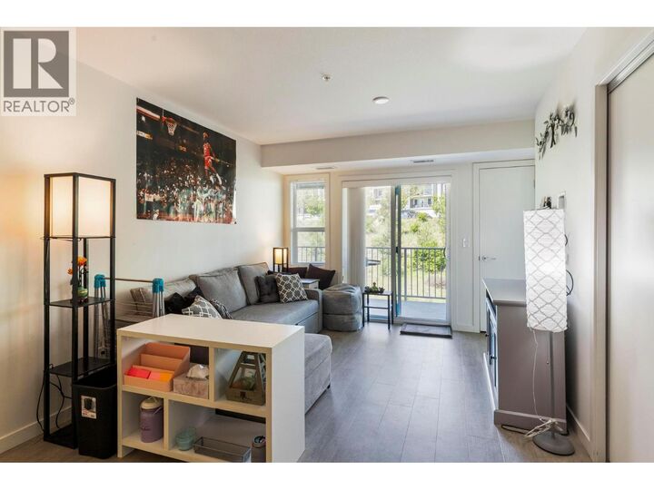 Property Photo: 725 Academy Way 211 BC V1V 0B4