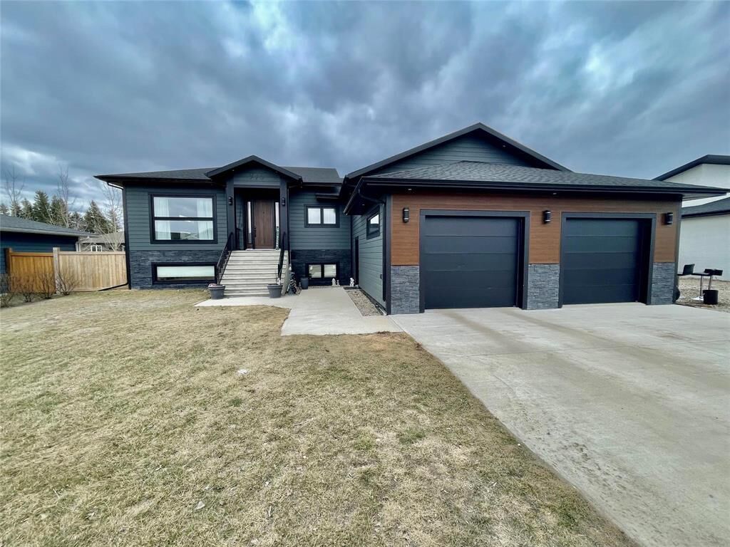 Property Photo:  975 Stickle Avenue  MB R0K 0H0 