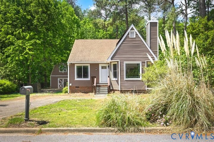 Property Photo:  700 Royal Crescent Drive  VA 23236 